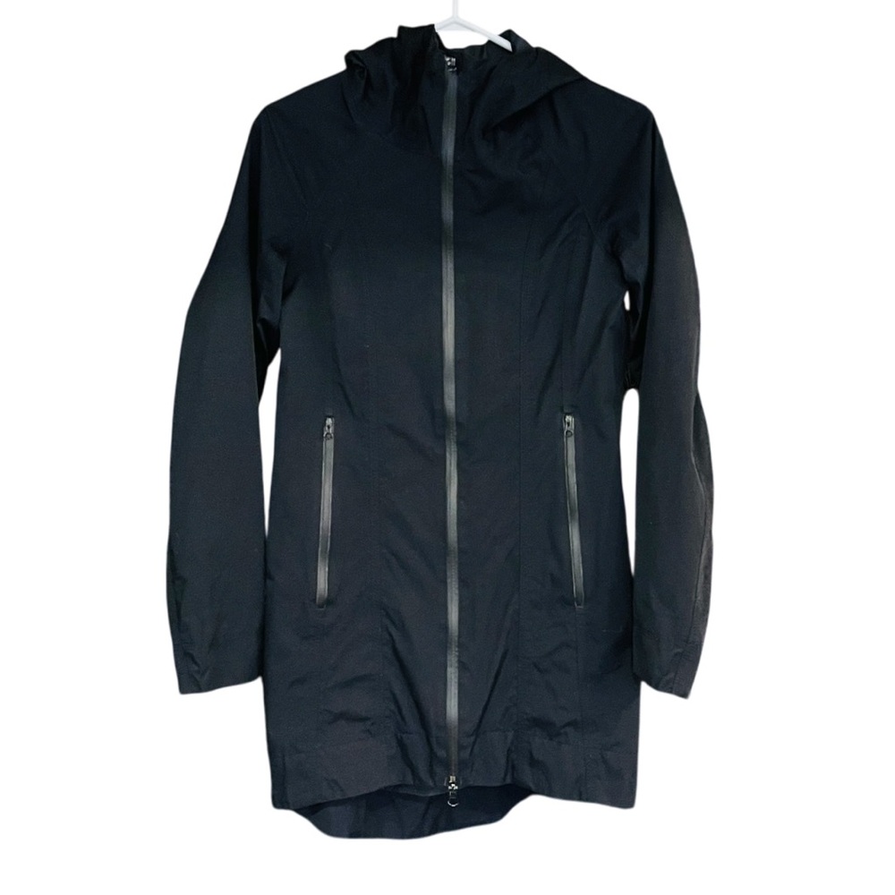 LULULEMON Women's Black Hooded Spring/rain coat SIZE SMALL